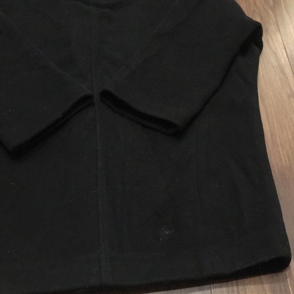 Classic Wool Duffle Coat with Raccoon Fur Hood - Picture 8 of 8